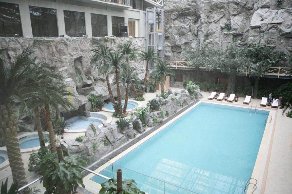 The Hot Spring Hotel Of The Hot Club Peking Exterior foto